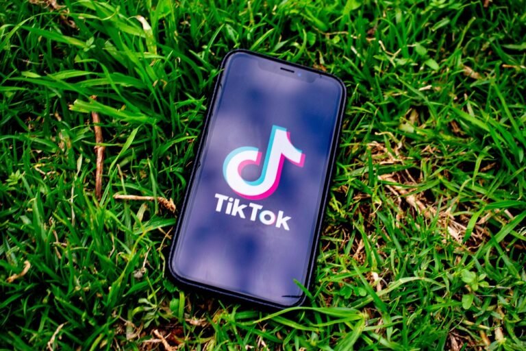 TikTok Algorithmus verstehen — dein gratis Leitfaden 2026