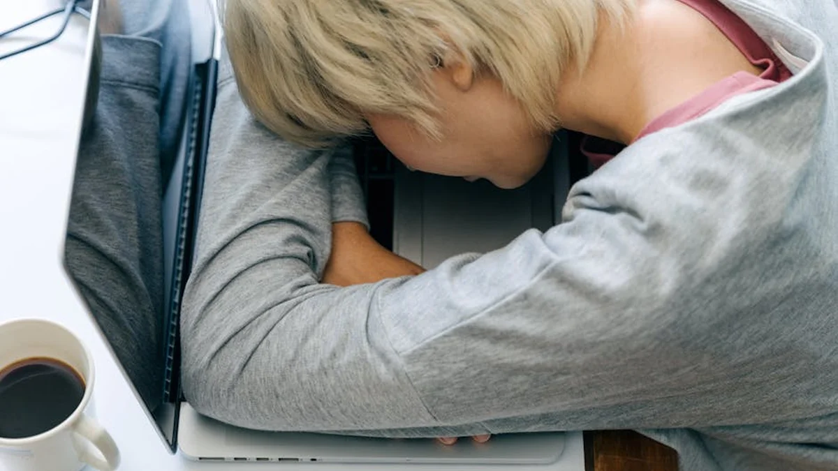 Cómo gestionar el estrés laboral: sistema paso a paso para recuperar el control - Estrés Laboral